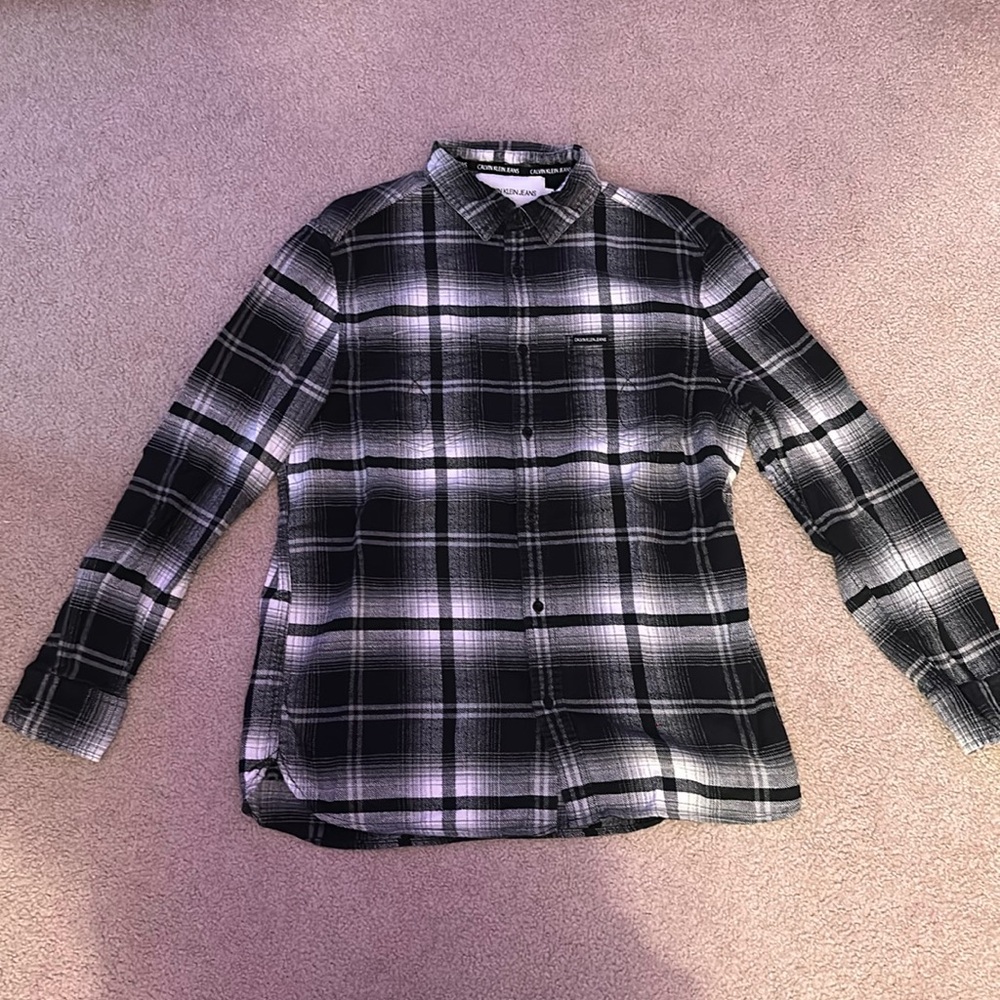 Men’s Calvin Klein black and white flannel size medim